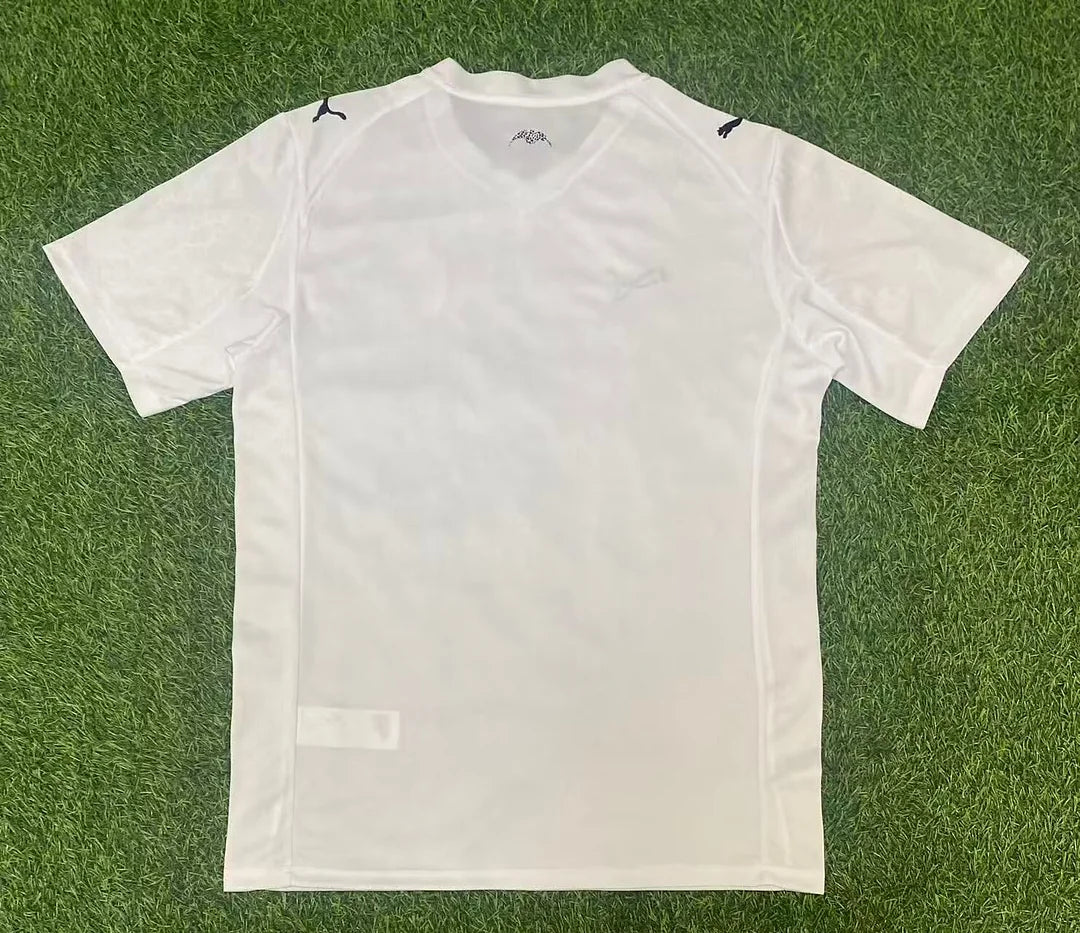 2025/2026 Valencia Home Football Shirt