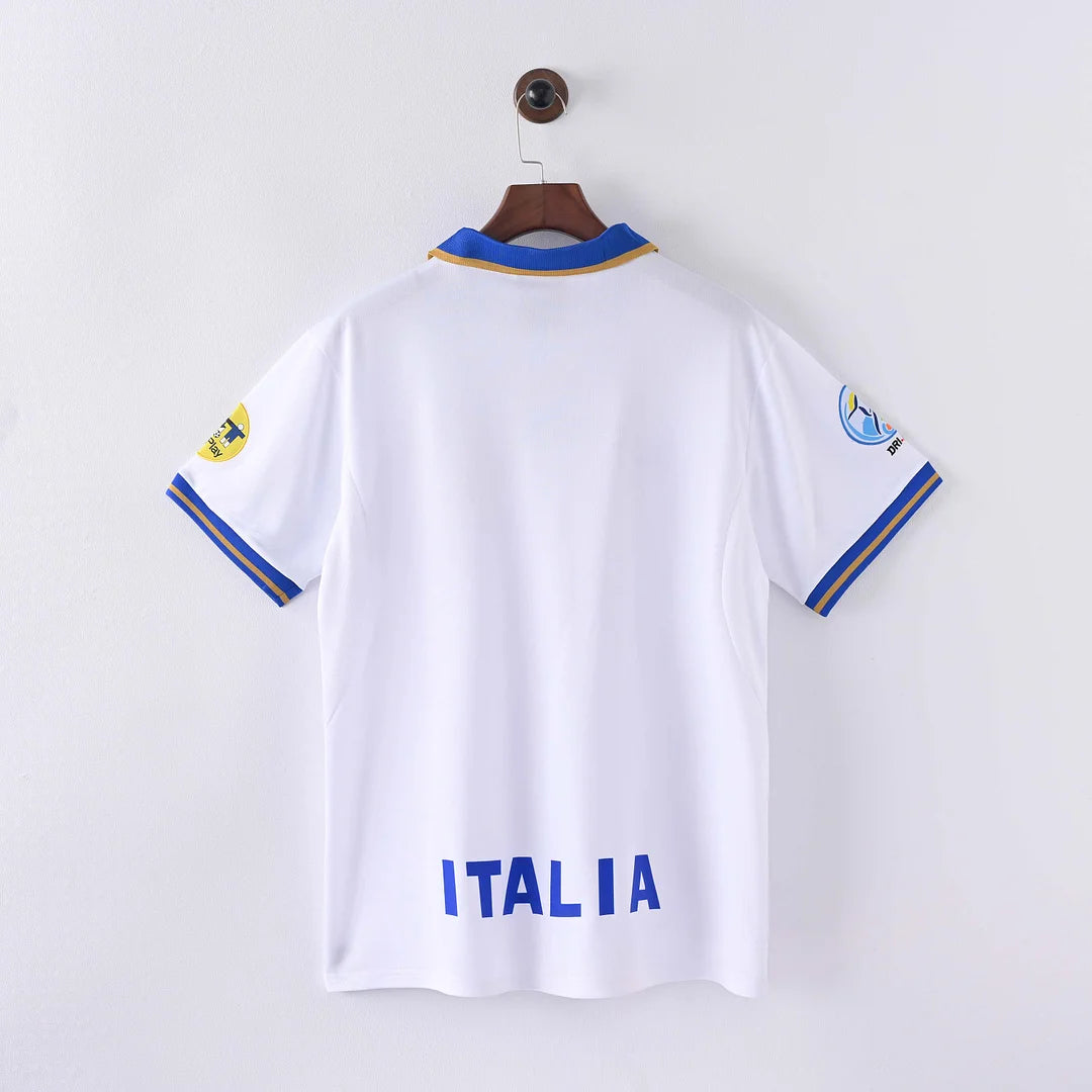 1996 Retro Italy Away Football Shirt