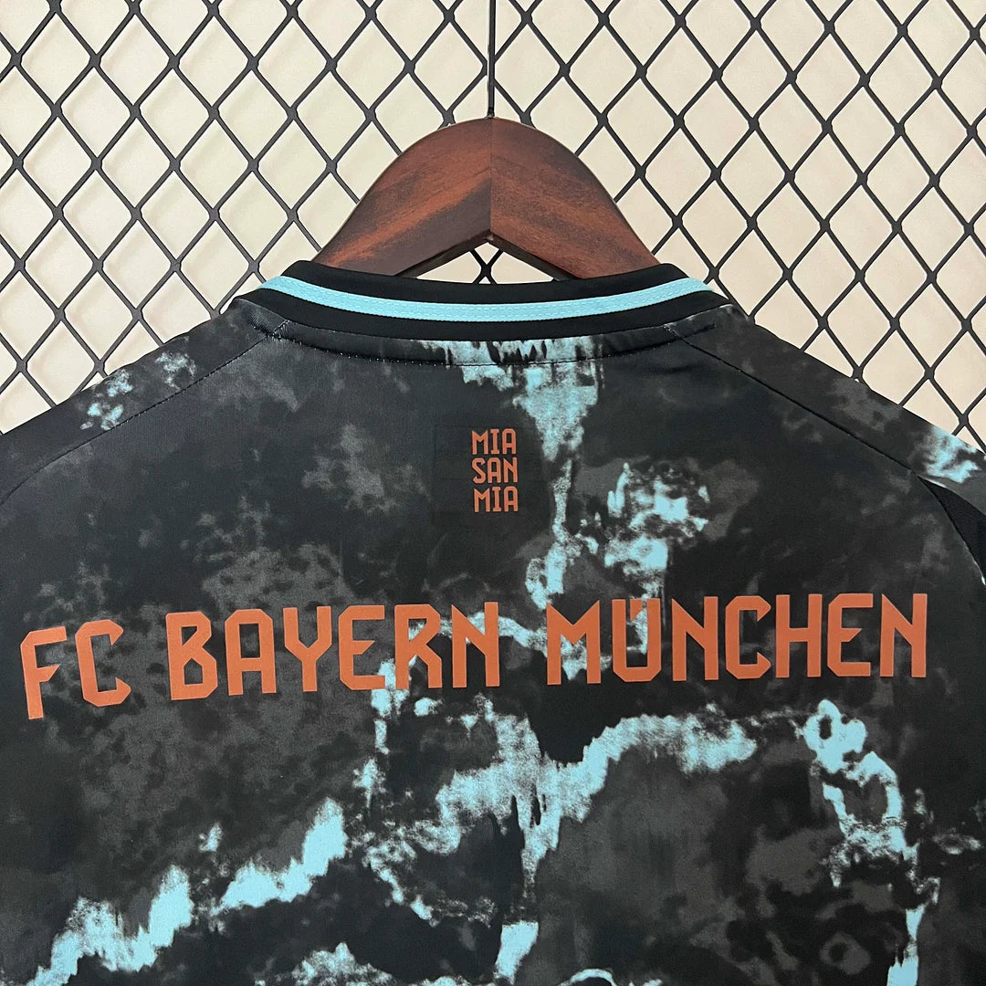 2024/2025 Bayern Munich Away Football Jersey