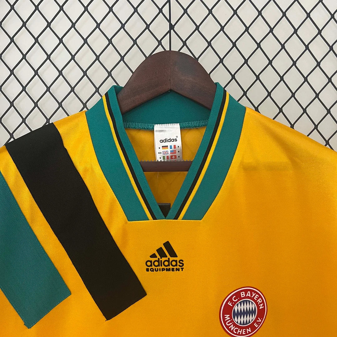 1993/1995 Retro Bayern Munich Away Football Jersey