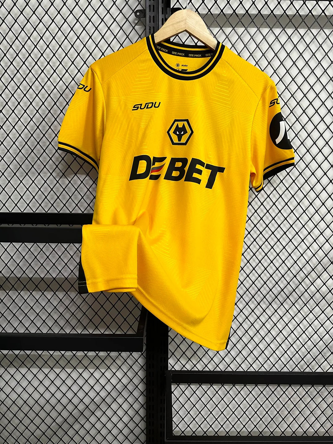 2024/2025 Wolverhampton Wanderers Home Football Shirt